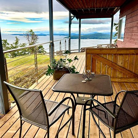 Shangri-La Oceanfront Vacation Home Bedwell Harbour Buitenkant foto