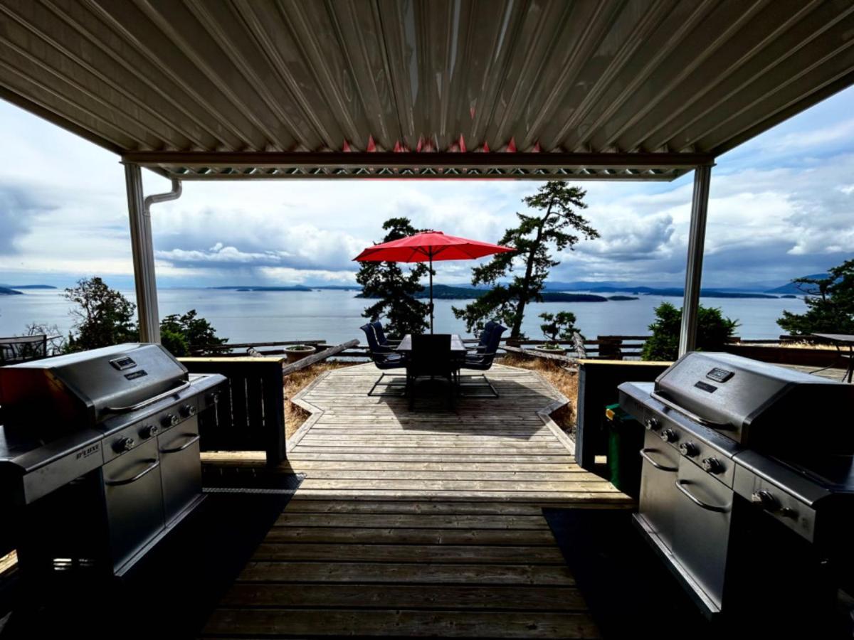 Shangri-La Oceanfront Vacation Home Bedwell Harbour Buitenkant foto