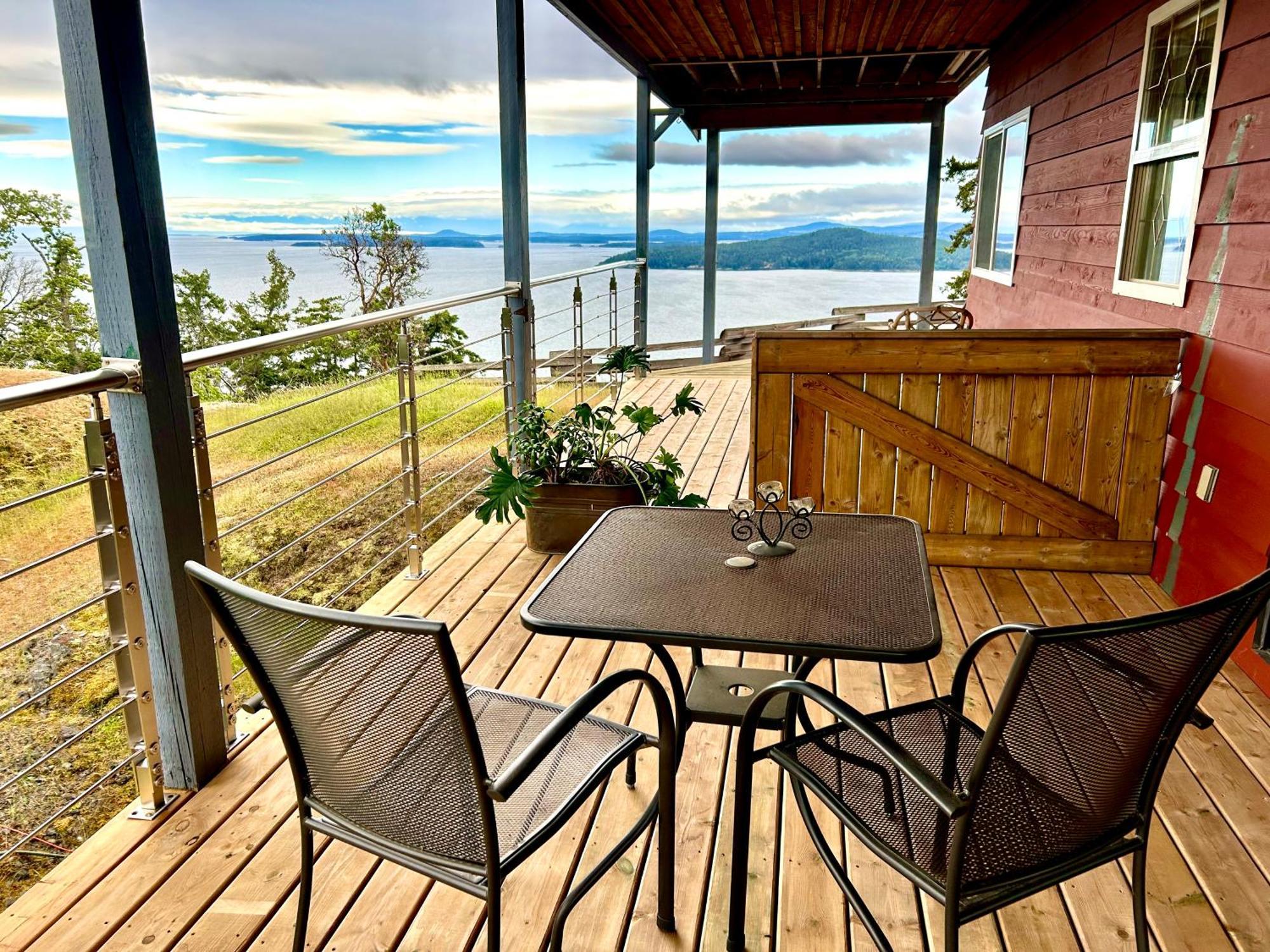 Shangri-La Oceanfront Vacation Home Bedwell Harbour Buitenkant foto