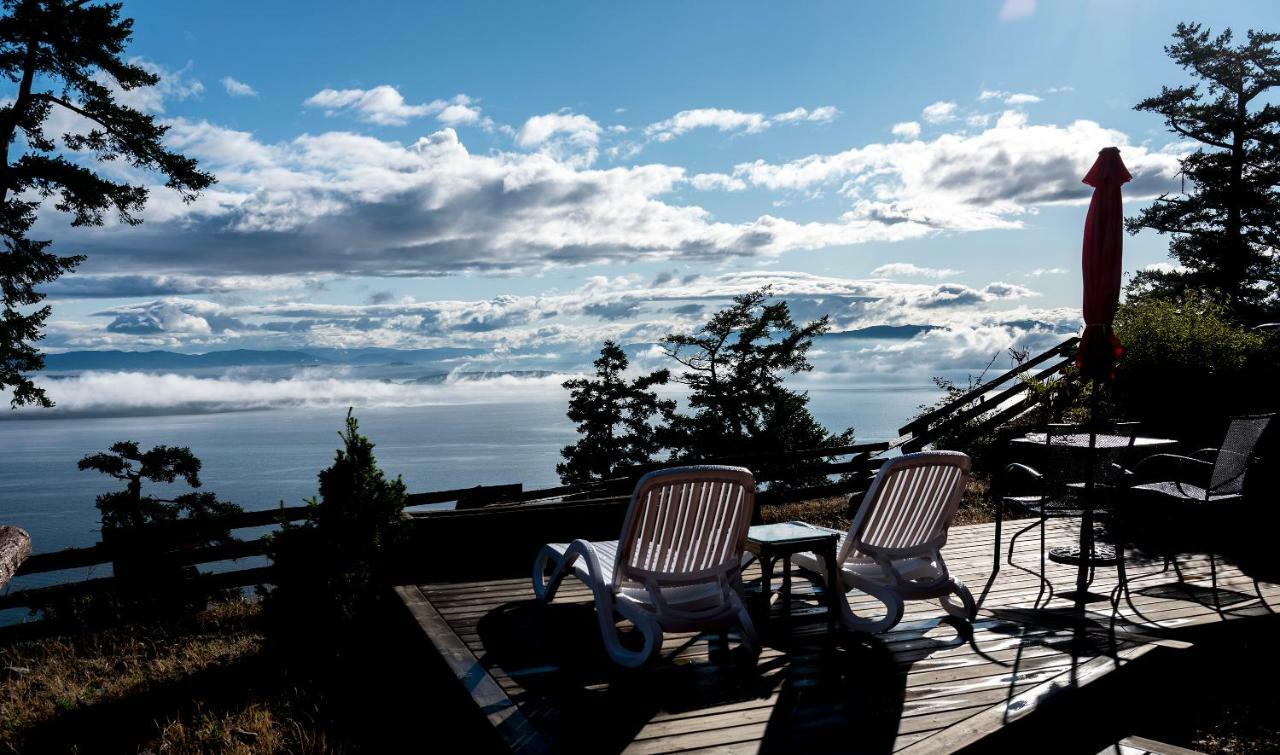 Shangri-La Oceanfront Vacation Home Bedwell Harbour Buitenkant foto